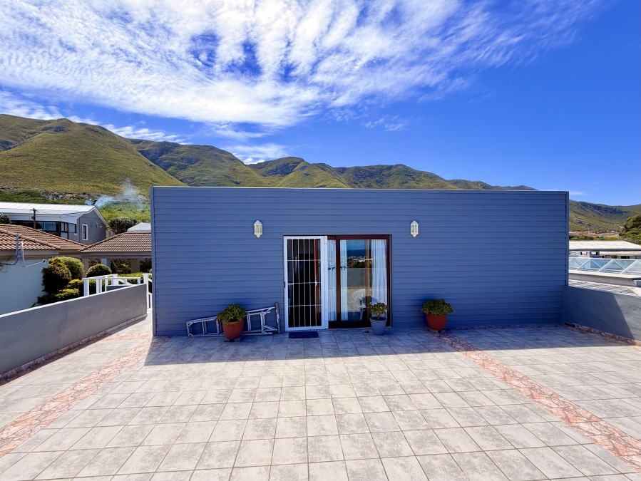 4 Bedroom Property for Sale in Onrus Western Cape